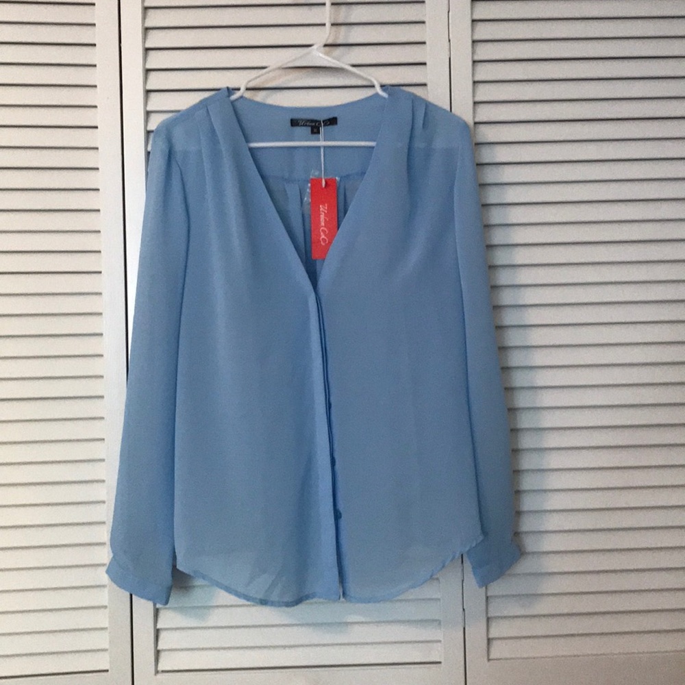 Urban CoCo V-neck blouse